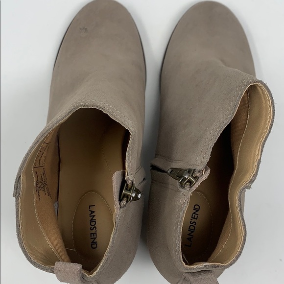 Perfect fall, Lands end tan suede ankle booties size 8 - Picture 3 of 7
